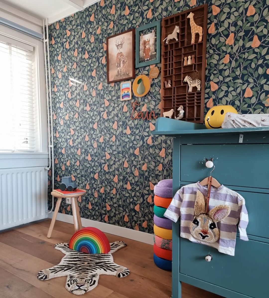 Wallpaper Infantil Pirum fondo azul