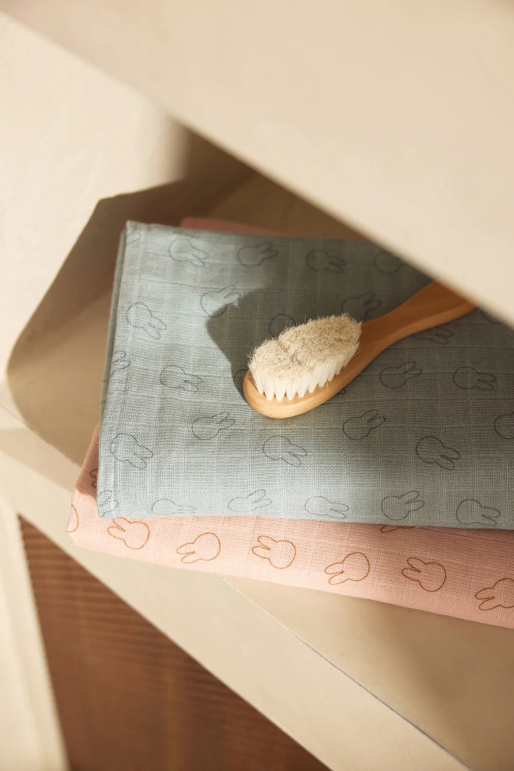 Set de 2 Mantas de muselina 115x115cm Miffy Silhouettes Wild Rose Jollein