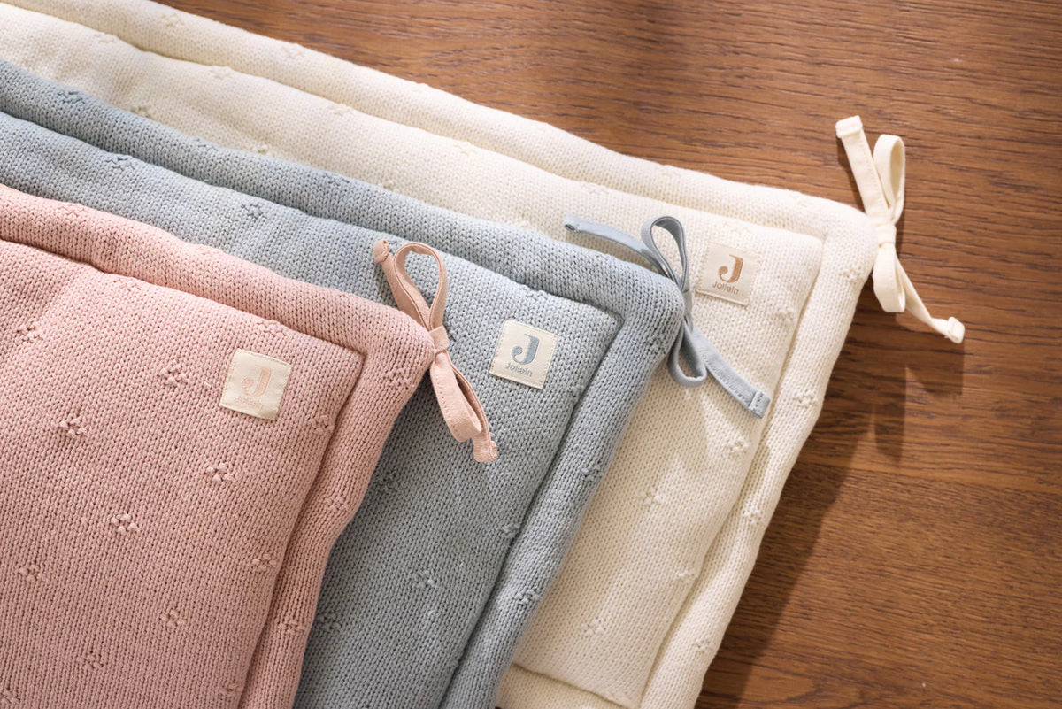 Protector de cuna 180x30cm Cosy Knit  Wild Rose Jollein