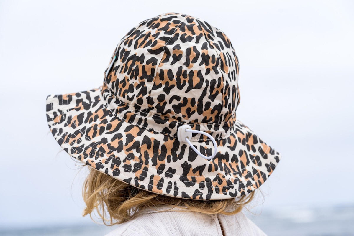 Sombrero de sol de ala ancha UPF50+ Leopard Acorn