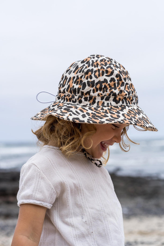 Sombrero de sol de ala ancha UPF50+ Leopard Acorn